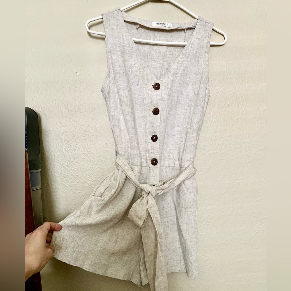 Mahina Boutique Linen Romper Tie Waist Small 26-27